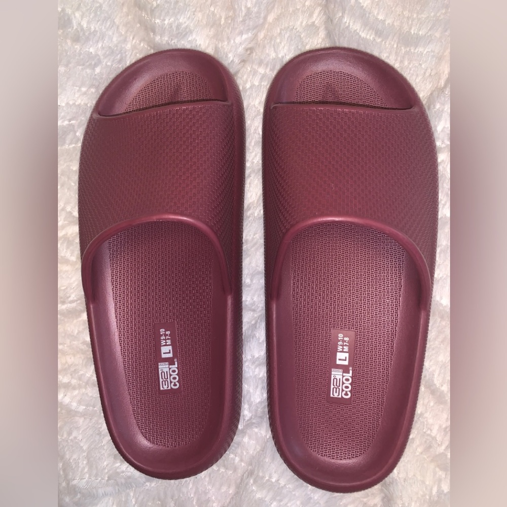 CUSHION SLIDES - Picture 2 of 5